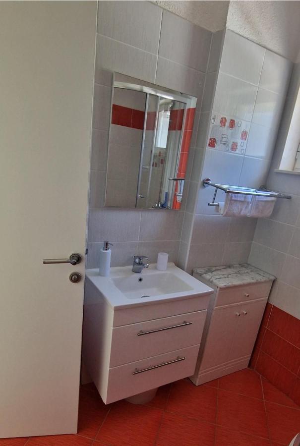 Apartments Stipe Rogoznica  Extérieur photo