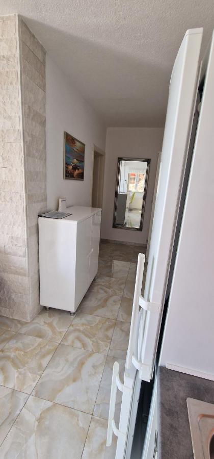 Apartments Stipe Rogoznica  Extérieur photo